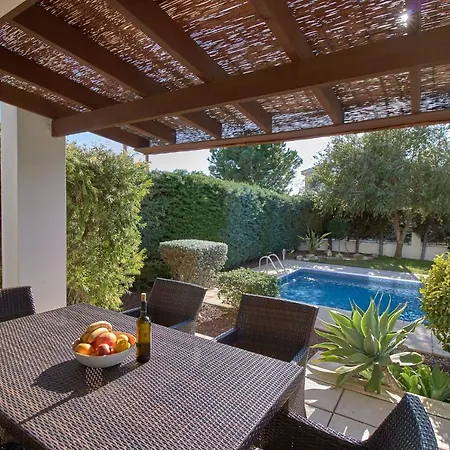 Persifonia Holiday home *